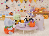 Sylvanian Families Trick or Treat Parade Halloween Gift Set 5654